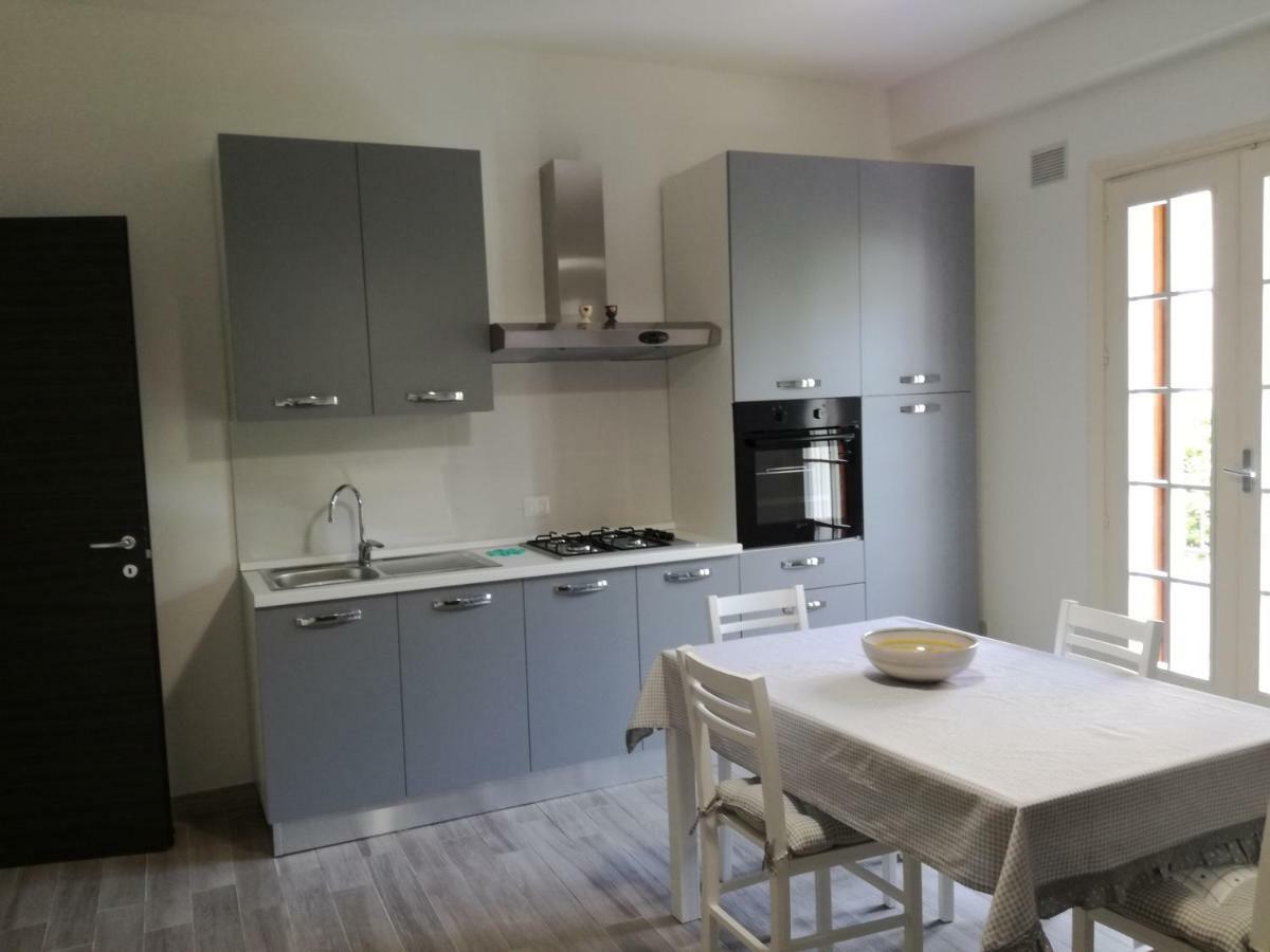 Appartamento Valeria Zona Mare อาโวลา ภายนอก รูปภาพ